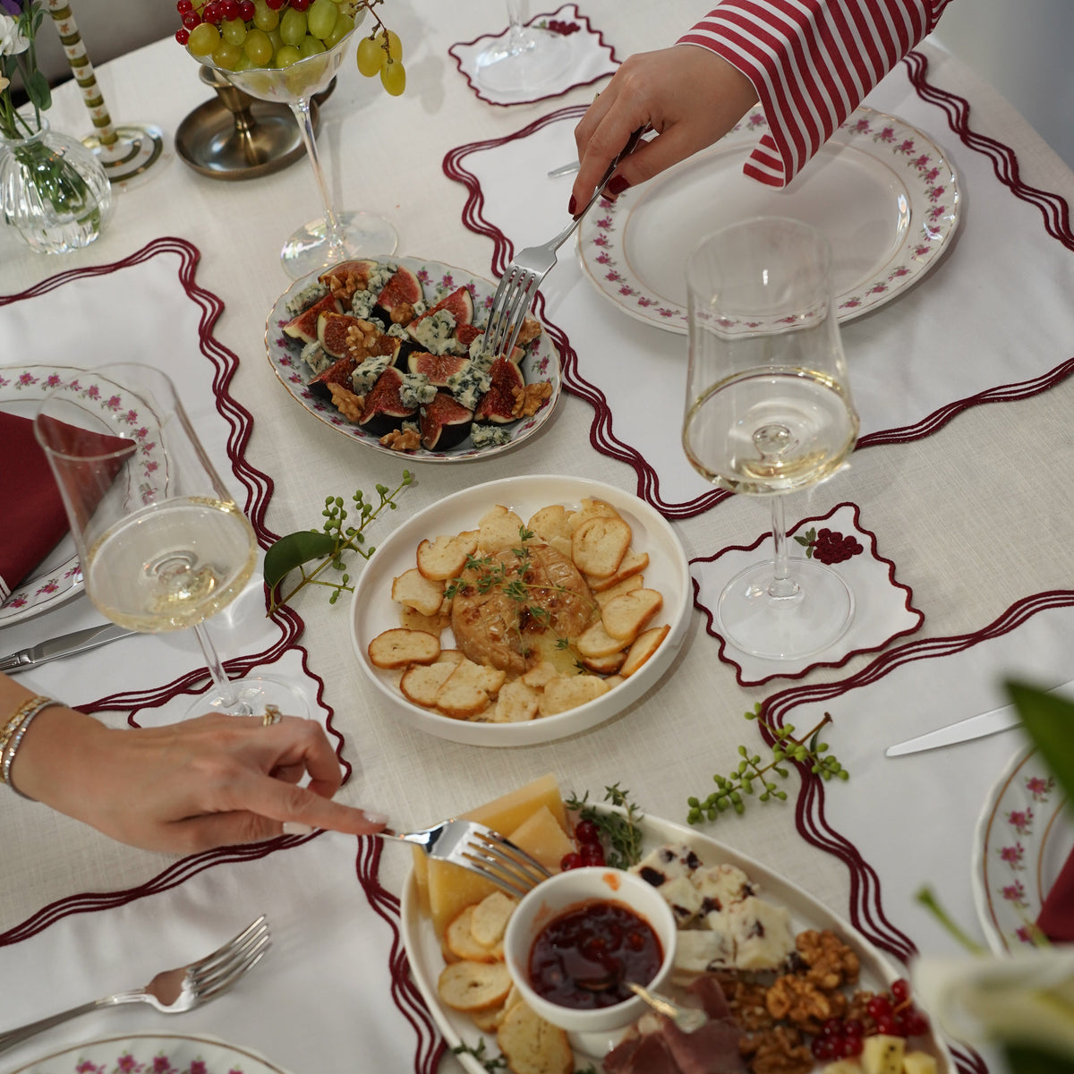 Signature Merlot Çift Hatlı 4'lü Sofra Seti